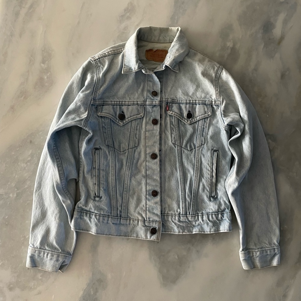 Levi Strauss Faded Light Blue Denim Jean Jacket Girls Size 18